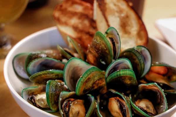 Steamed Mussels