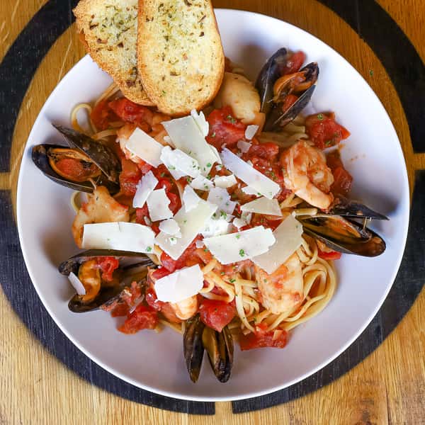seafood pomo
