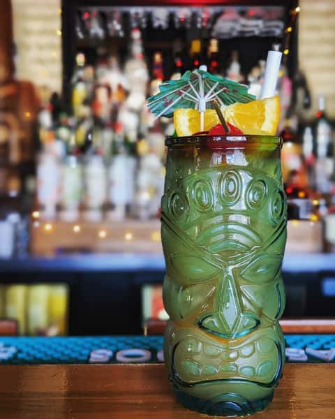 tiki cocktail