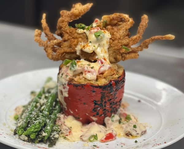 penne pasta in containers
