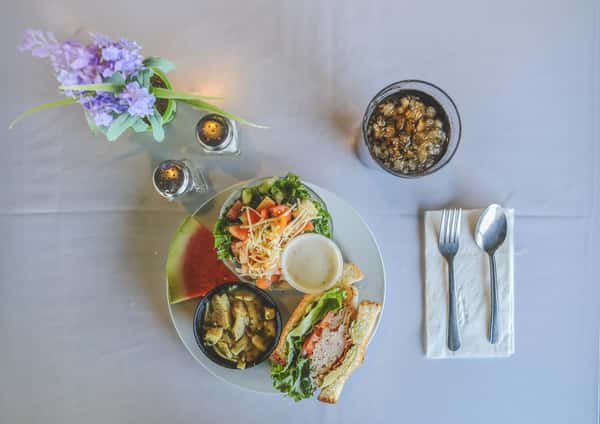 Soup, Salad & Half Sandwich