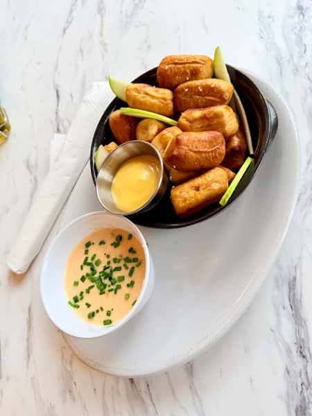 Pretzel Bites & Queso