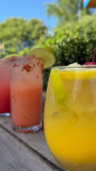 We all make mistakes... 🤷🏻♀️🤷🏻♀️
#Taquerio #CTEats #Cocktails #Margarita #MexicanFood #TGIF