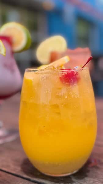 What brought you to Taquerio? 👀🍹
We want to know your go-to! Tell us your favorite Taquerio cocktail in the comments below. ⬇️✨
#Taquerio #MysticCT #CTEats #Cocktails #Margaritas