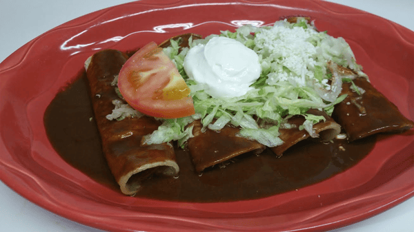 Enchiladas Con Mole