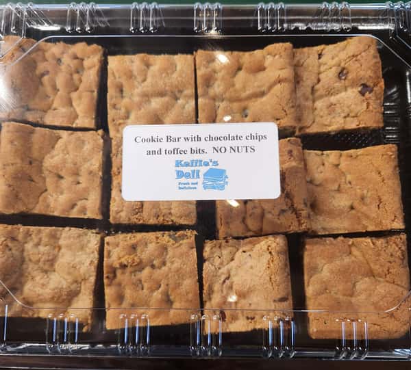 Full Chocolate Chip Cookie Bar