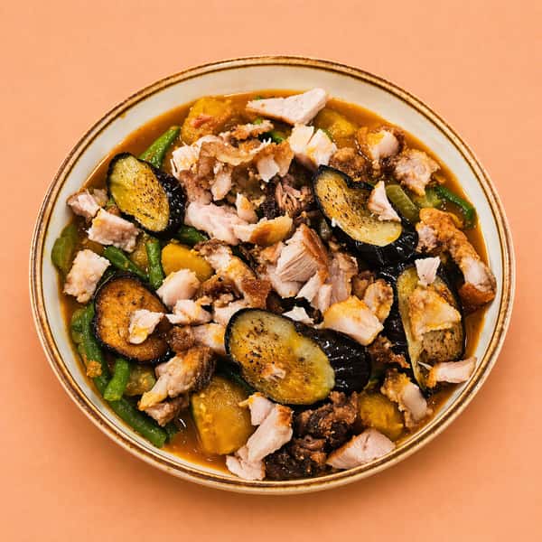 Pakbet con Lechon