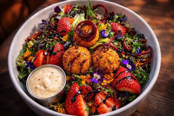 Goat Cheese and Berry Salad