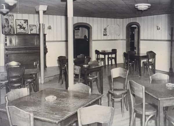 The Dining Room back in the 1980's.