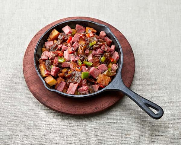 Corned Beef Hash Skillet