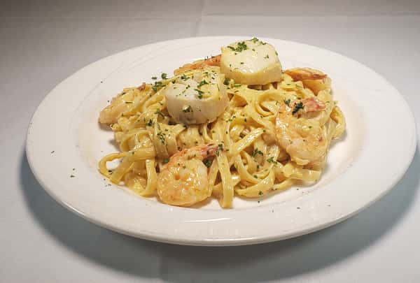 Seafood Fettuccini