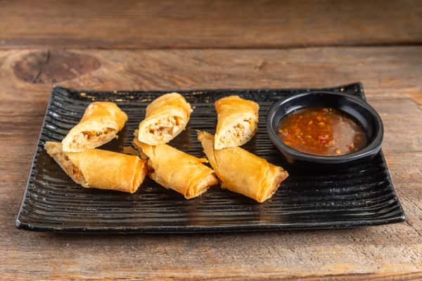 Crispy Veggie Egg Rolls