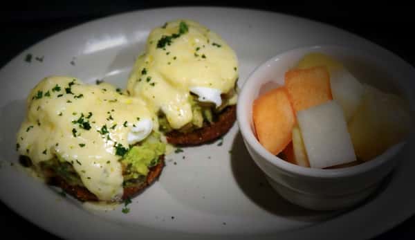 Southern Fried Green Tomato Eggs Benny