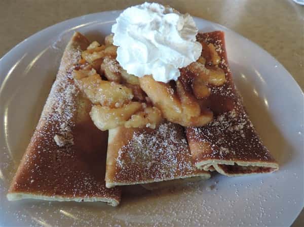 Dutch Apple Rollups
