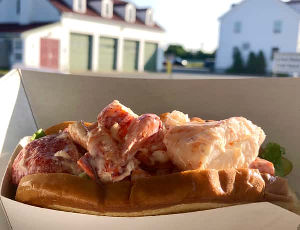 Sam's Famous Lobster Roll