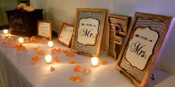 gift table
