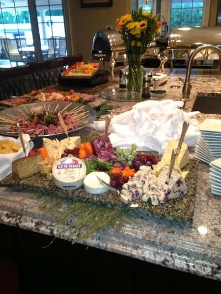 Deli meats and fruits platter