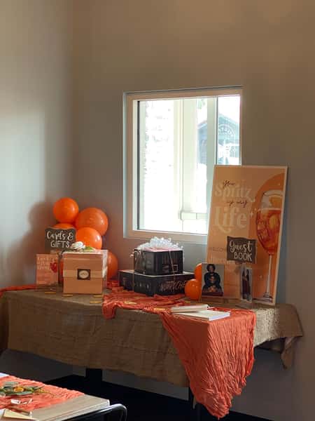 gift table