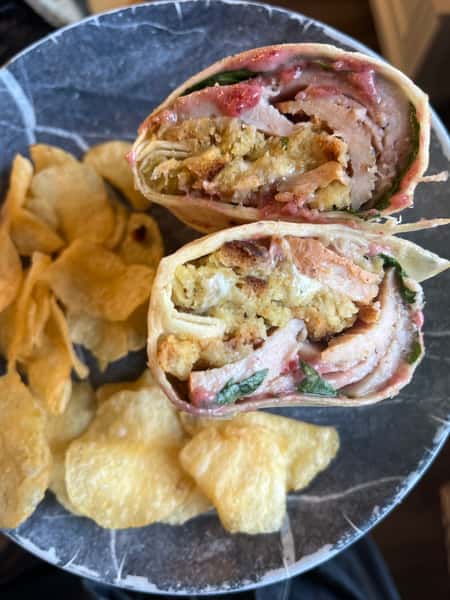 It’s giving Thanks wrap