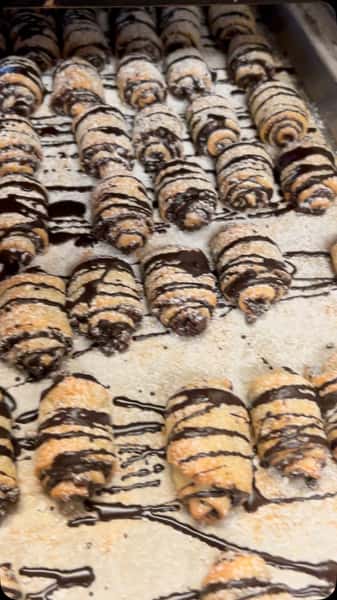 POV: you came for a bagel and left with a box of chocolate rugelach 😏🍫 Made in house, rolled by hand, and way too easy to eat by the dozen #BagelBoss