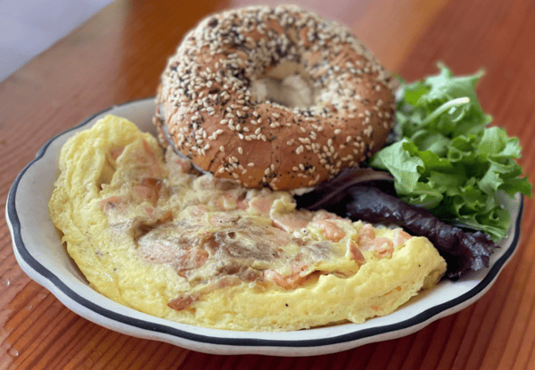 LEO OMELETTE