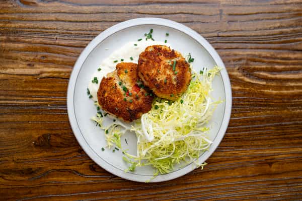 CRAB CAKES