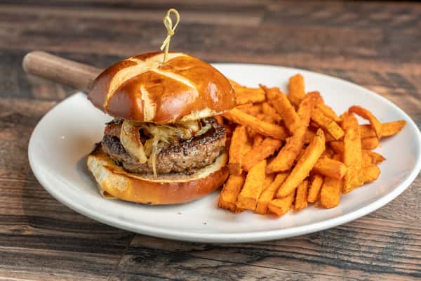 Bacon Cambozola Burger