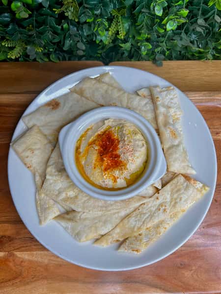 Traditional Hummus