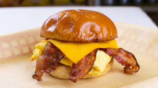 bacon-egg-sandwich