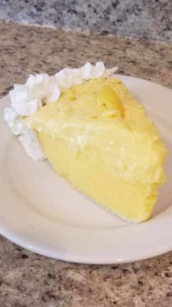 Homemade Lemon Cream Pie