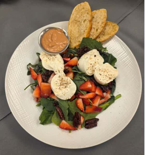Strawberry Burrata Salad
