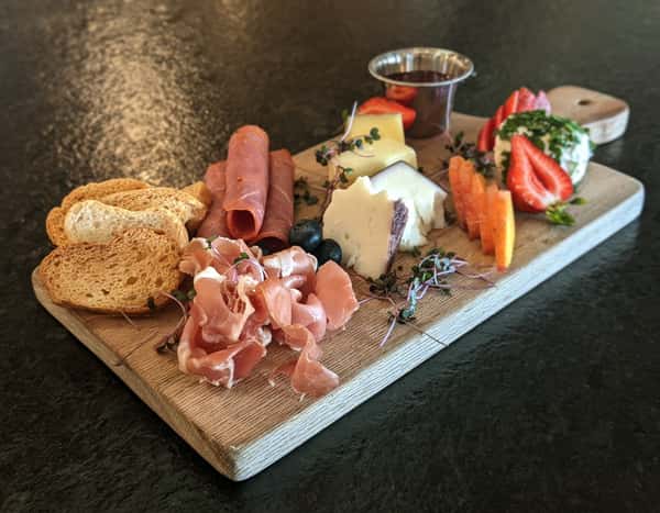 Artisinal Cheese & Charcuterie
