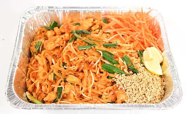Pad Thai Noodle with Crushed Peanuts
