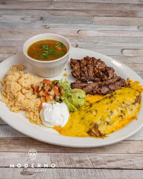 Tex-Mex craving hitting hard? šš»
Great news ā you don't even have to change out of your pajamas! Order your Moderno favorites online for pickup or delivery and get bold, delicious flavor delivered straight to your door. You're welcome! š®
www.motacos.com
#OrderOnline #HoustonEats #TexMex