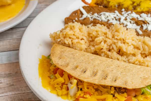 Bandera Plate
