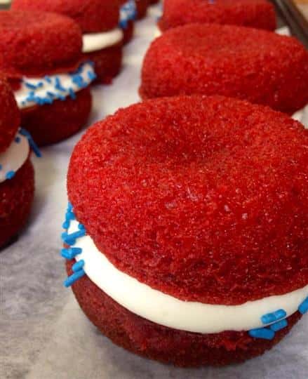 Red double foudge with white filling