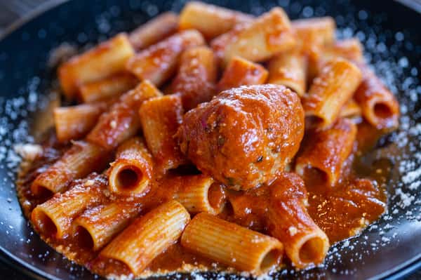 Rigatoni & Meatballs