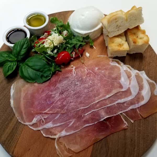 Prosciutto E Bufala