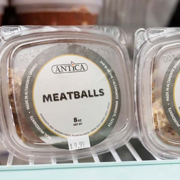 Take a little Antica home with you. Our market is stocked with the good stuff.
#AnticaMeatballs #MarketTakeaway #ItalianAtHome #GrabAndGoFlavor