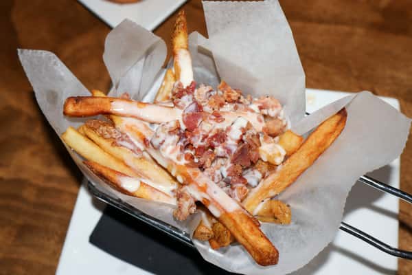 Bacon Queso Fries