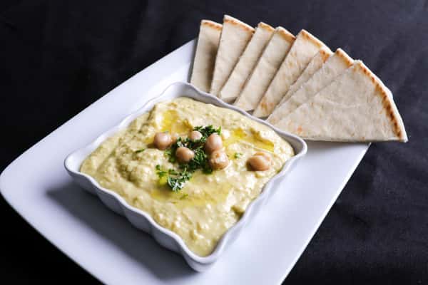 Homemade Hummus w/Greek Pita
