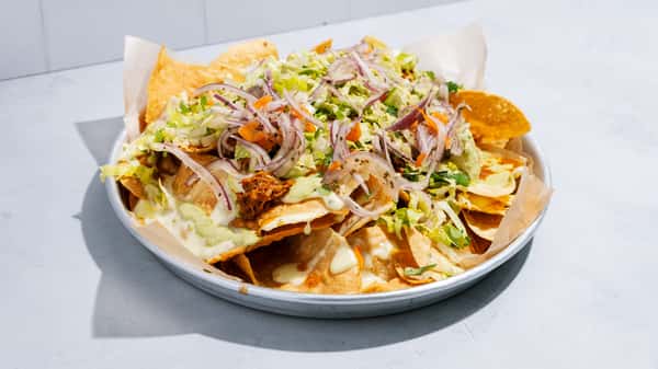 COCHINITA PIBIL NACHOS