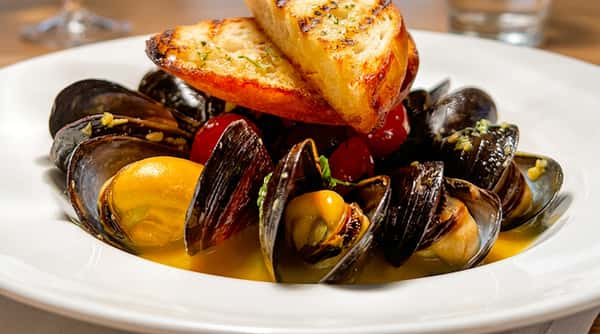 Steamed Mussels
