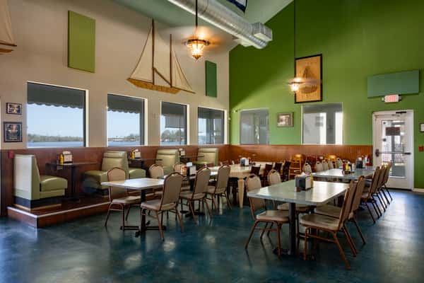 DiningRoom