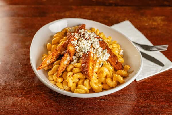 Crispy Buffalo Chicken Mac & Cheese