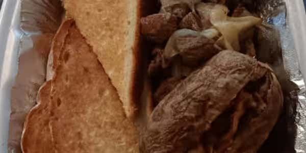 Tenderloin Tips on Toast