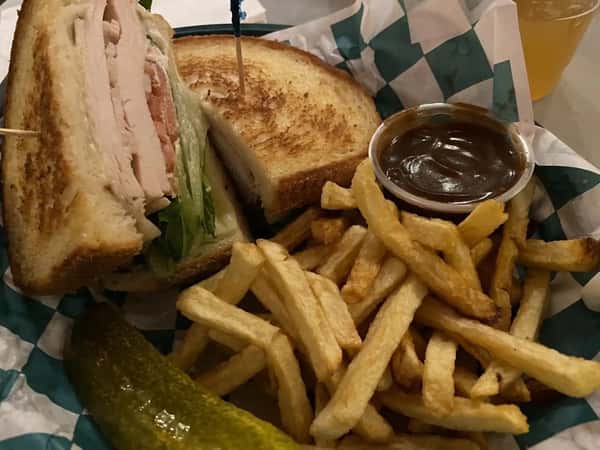 Grilled Turkey Basil Sandwich