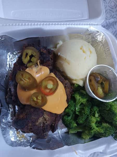 Cheddar Jalapeño Meatloaf