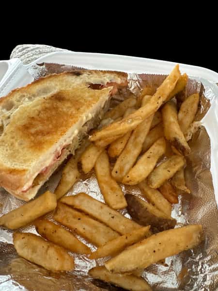 Ultimate Grilled Cheese Sandwich