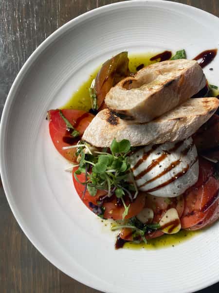 Pomodoro Bello Salad
